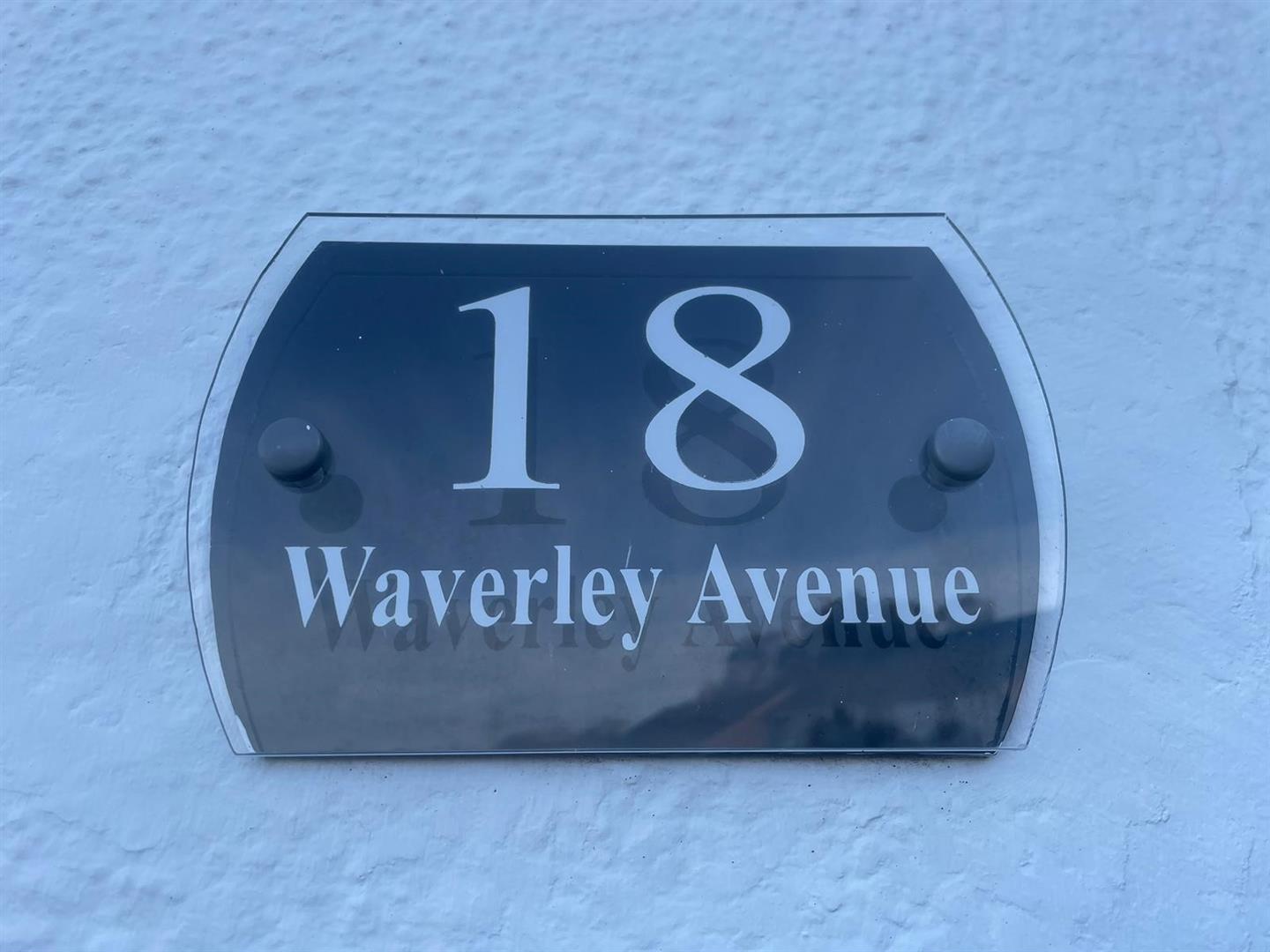 18 Waverley Avenue